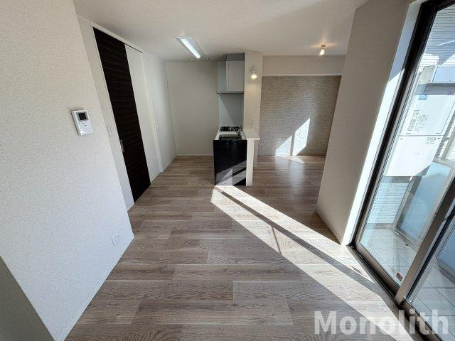 ラ・ポール鳳の居間・リビング