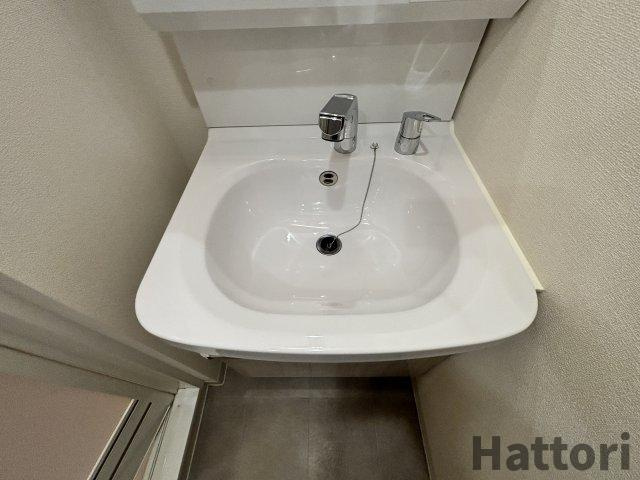 プレサンス東三国エンブレイスの洗面所