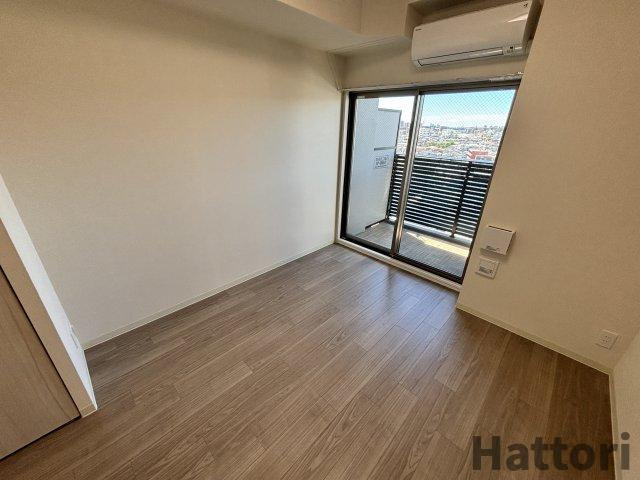 プレサンス東三国エンブレイスの居間・リビング