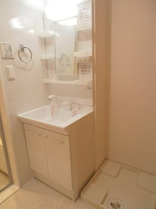 リバージュ清澄白河の独立洗面台