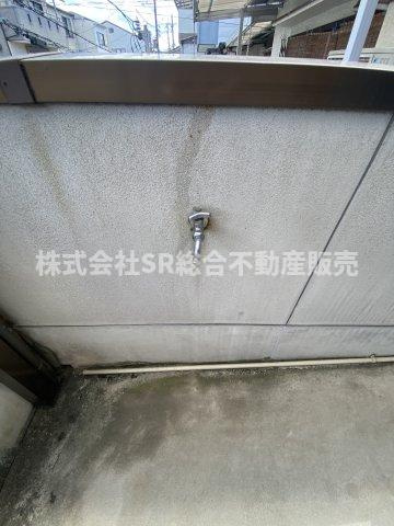 旭町中古テラスハウスの設備|バルコニーには水栓も御座います！
