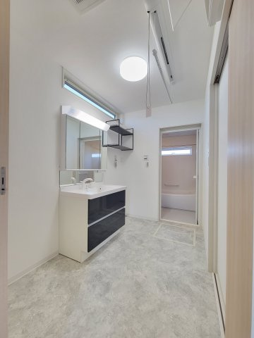 備前・新築戸建の洗面所