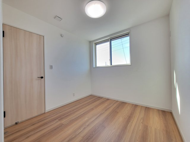 備前・新築戸建の洋室