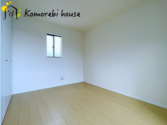さいたま市北区別所町1128番　新築一戸建て　ハートフルタウン　Aの洋室|6.5帖の洋室は机やベッドを置いても余裕のある広さです！
全居室南向きで暖かい空間が広がります♪
