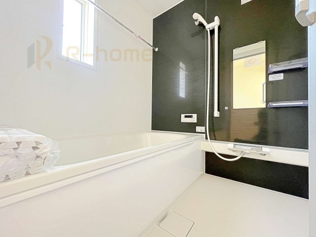 常総市新石下第9　新築戸建て　3号棟の浴室|足を伸ばしてもゆったりできるバスルーム♪機能性も取り入れて使い易さも保証します♪