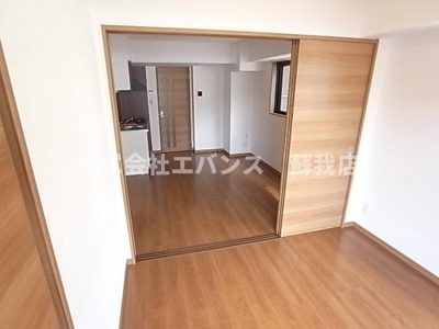 【寝室】 | コネクトパークヒルズ神明町 | 使い勝手のいい寝室です