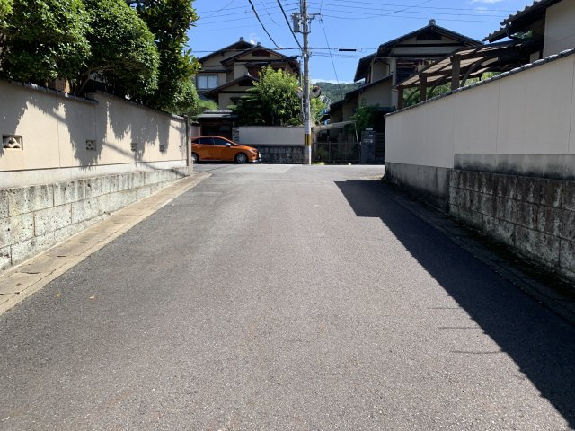 京都市左京区岩倉花園町中古戸建の前面道路含む現地写真