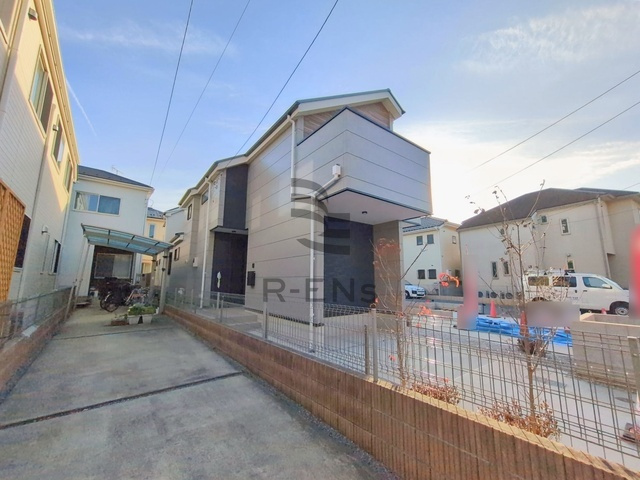 【外観】 | 練馬区石神井台８丁目　新築戸建て　１号棟 | 上質な素材で、街並みに馴染みながらも存在感を放ちます