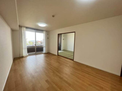 【居間・リビング】 | ヒルトップコートジェームス山