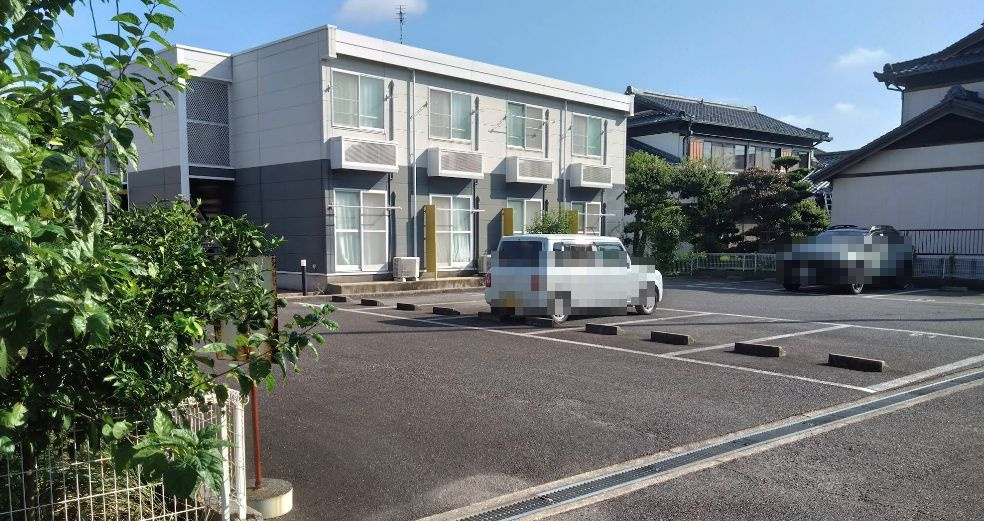 知多郡武豊町字平井　レオパレスM　Ⅱの外観