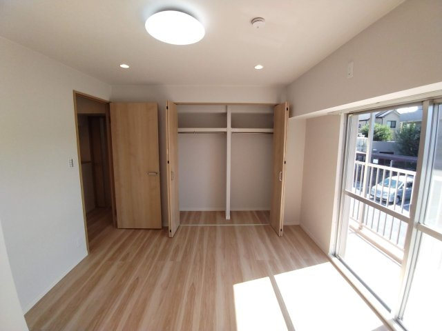 【洋室】ソレイユ鷹の台Ｄ棟 