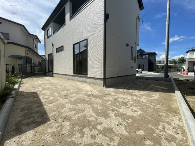 新築戸建・建売　郡山市富田町字大徳南　GRAFARE　全4棟の庭