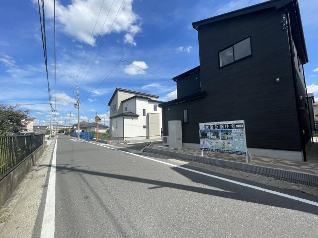 新築戸建・建売　郡山市富田町字大徳南　GRAFARE　全4棟の前面道路含む現地写真