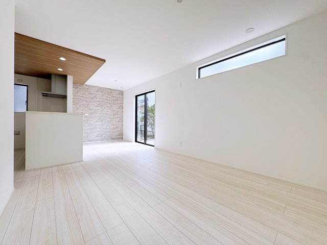 新築戸建・建売　郡山市富田町字大徳南　GRAFARE　全4棟の居間・リビング|お客様にとって最良のご提案ができるよう心掛けて対応させていただきます！