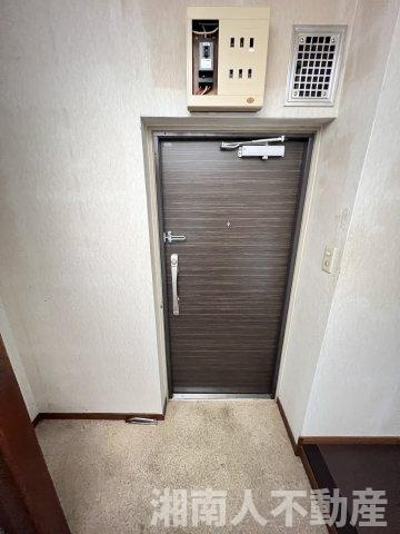 葉山エコーハイツの玄関|落ち着いた玄関です