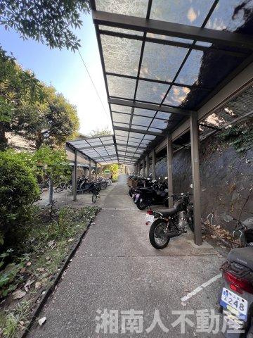 葉山エコーハイツの駐輪場