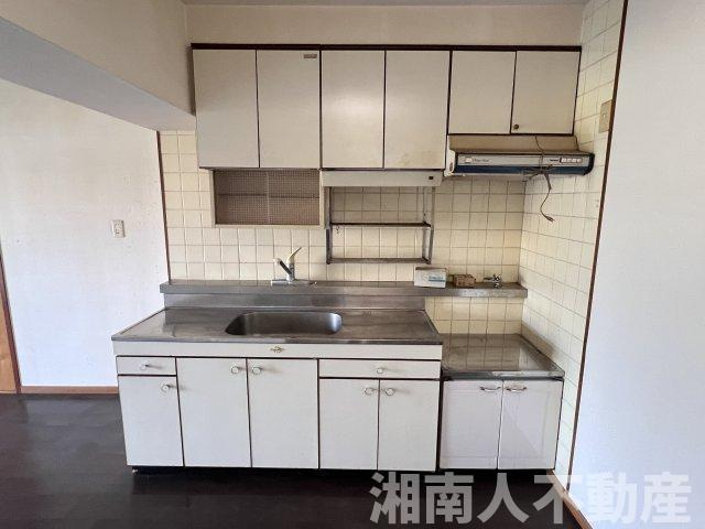 葉山エコーハイツのキッチン|使いやすいキッチンです