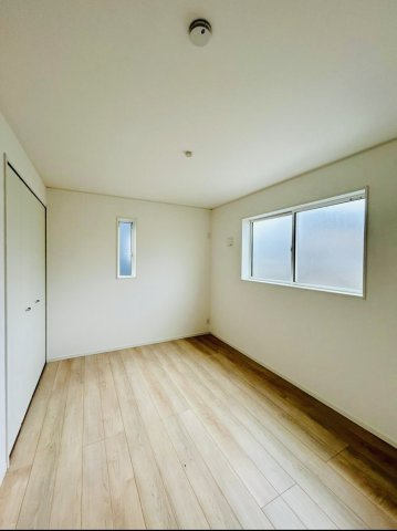 秦野市平沢　限定１棟　新築住宅の洋室