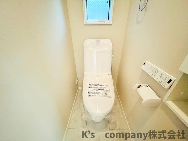 ◎茅ヶ崎市香川5丁目　新築戸建　6号棟のトイレ|温水洗浄便座トイレ◇