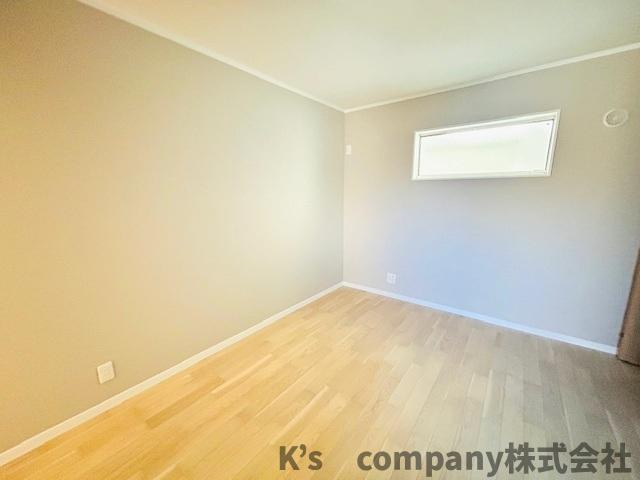◎茅ヶ崎市香川5丁目　新築戸建　6号棟の洋室|洋室☆書斎や収納などにもお勧めです◇