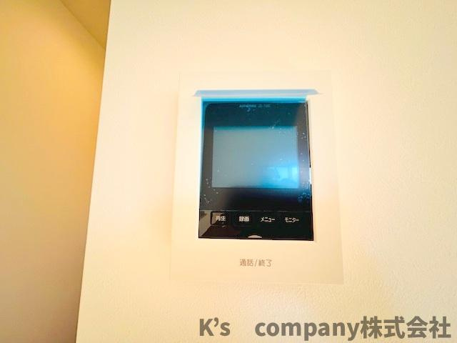 ◎茅ヶ崎市香川5丁目　新築戸建　6号棟のセキュリティ|訪問者の顔が確認できるモニター付きインターフォン☆
