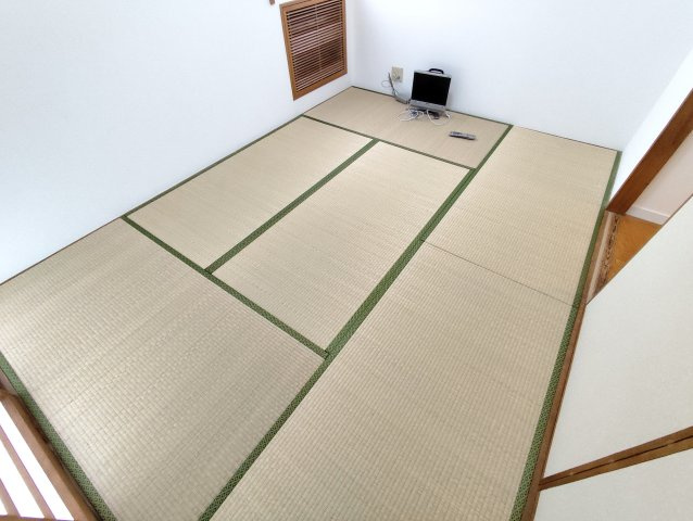 弦巻邸の和室