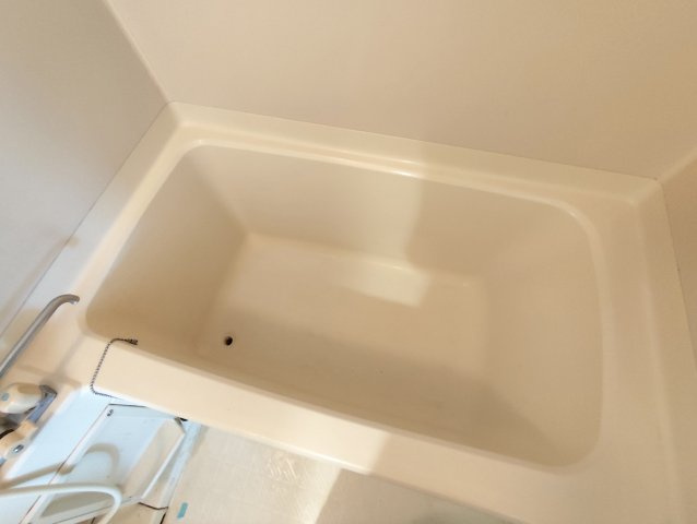 弦巻邸の浴室