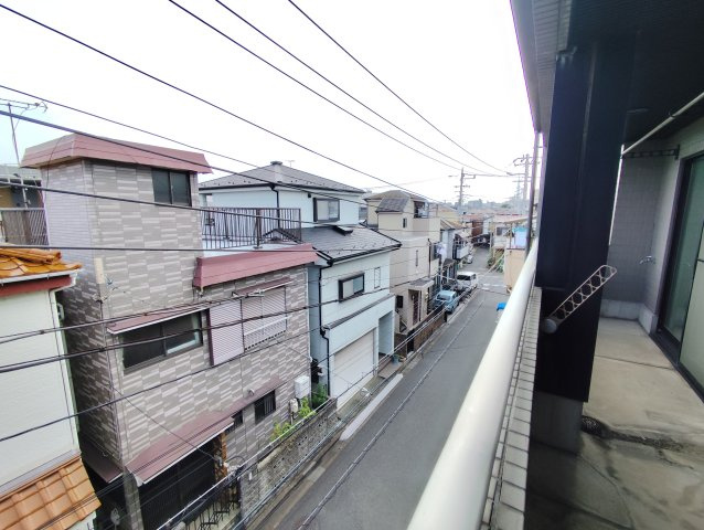 弦巻邸の展望