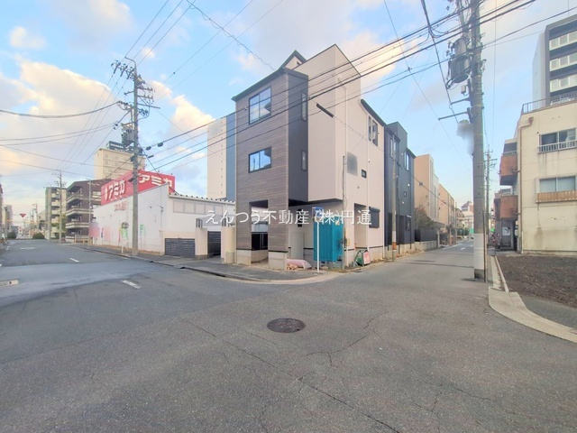 ケイアイグレイスの前面道路含む現地写真