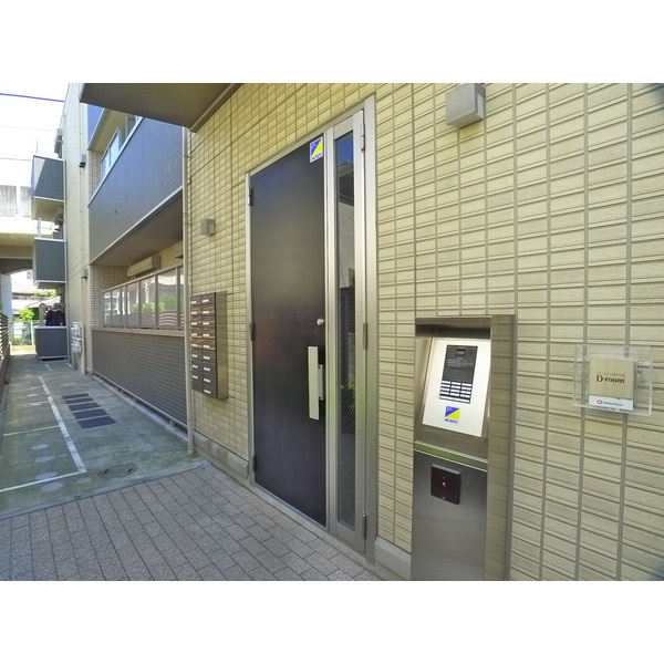 ライフステーション船橋のエントランス