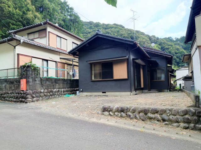 【前面道路含む現地写真】の画像