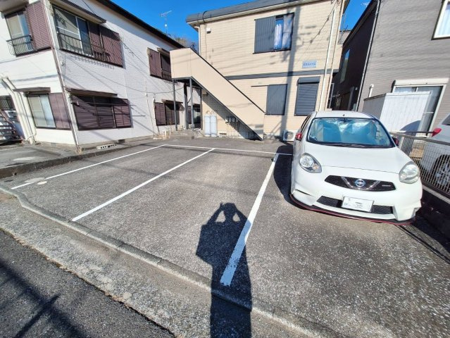 シティハイム　タカラハイムの駐車場