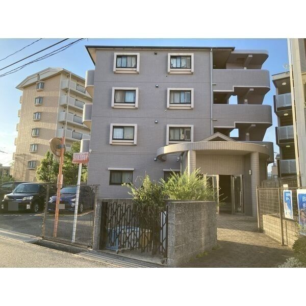 ピュアプレイスの外観