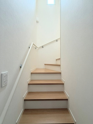 【玄関】 | ＫＴ津島西坂（B）