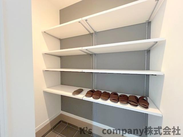 ◎茅ヶ崎市香川5丁目　新築戸建　7号棟の収納|4段式シューズ収納◇◇