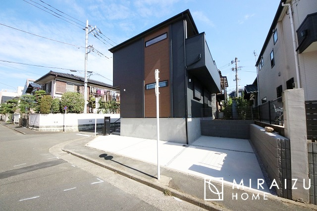 【周辺】 | 贅沢な暮らしにぴったり設備が魅力♪家事導線の良い水回りで毎日綺麗家事もラクラク♪早朝、夜間問わず現地見学＆周辺環境ご案内致します♪
