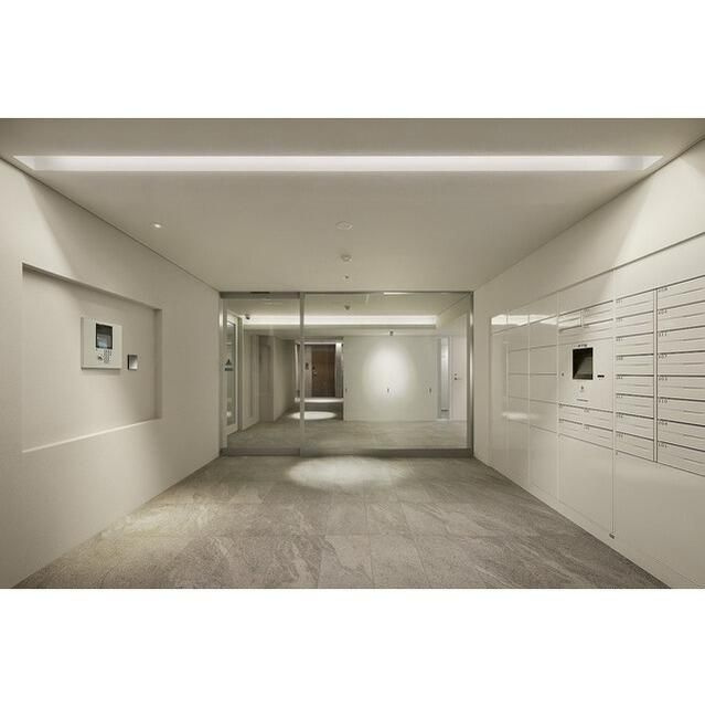 ＪＰ　ｎｏｉｅ　駒沢大学のエントランス