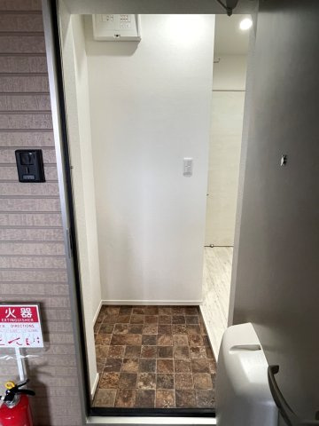 デリス・メゾン輪西の玄関