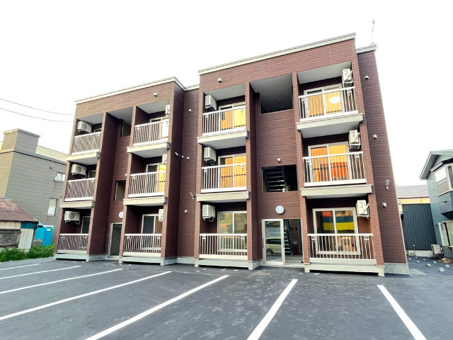 デリス・メゾン輪西の外観