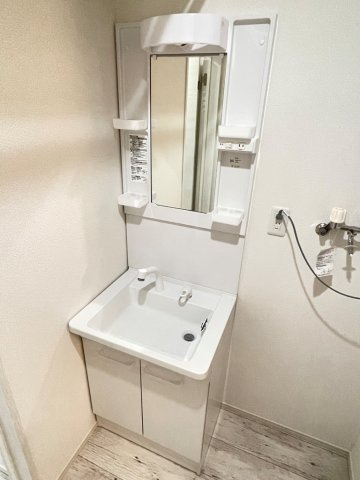 デリス・メゾン輪西の洗面所