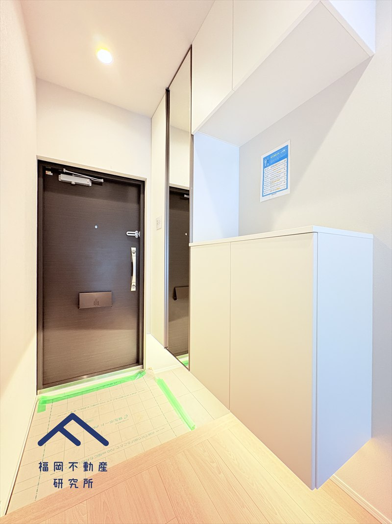 サーパス松島の玄関