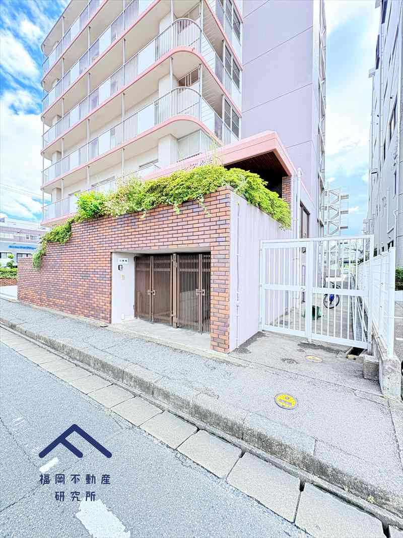 サーパス松島の外観