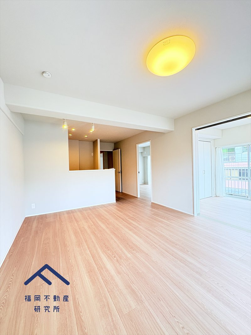 サーパス松島の居間・リビング