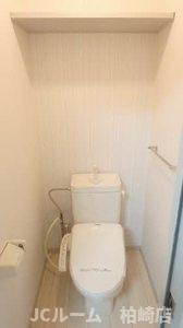 柏崎市茨目３丁目のアパートのトイレ