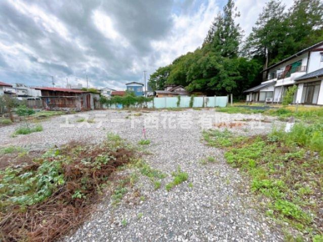 【商談中】花巻市仲町　土地の外観|進入路からみた全景