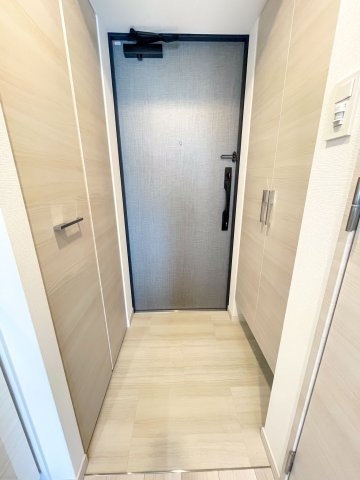 S-RESIDENCEドーム前千代崎の玄関