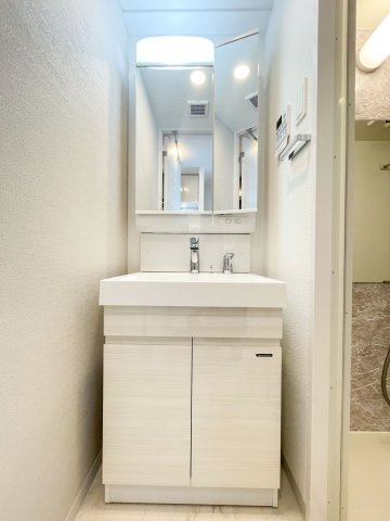 S-RESIDENCEドーム前千代崎の洗面所