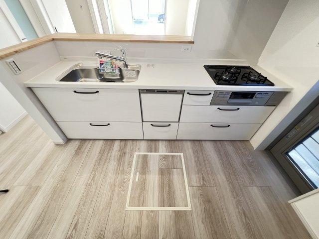 橿原市曲川3丁目全5区画のキッチン|引き出し収納で使いやすいシステムキッチン