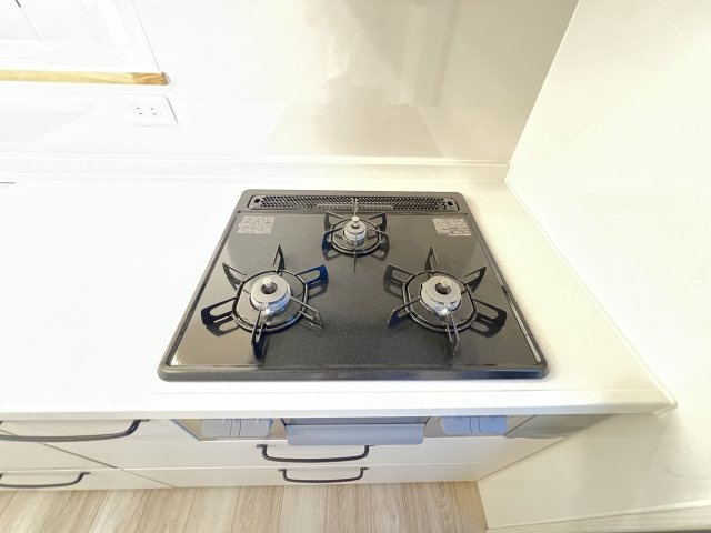 橿原市曲川3丁目全5区画のキッチン|３口ガスコンロ