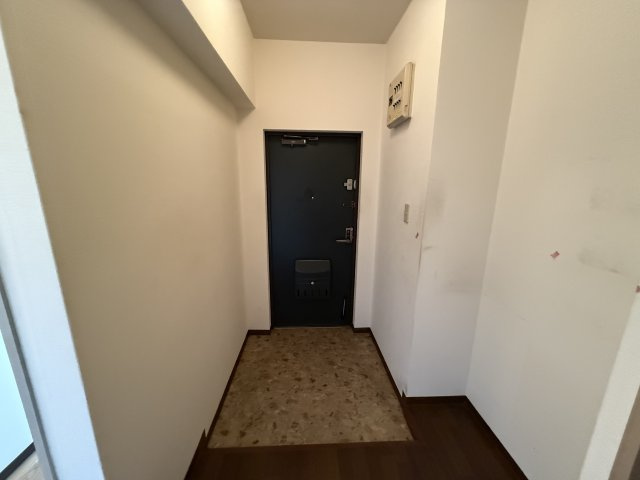 エステートプラザ住吉の玄関